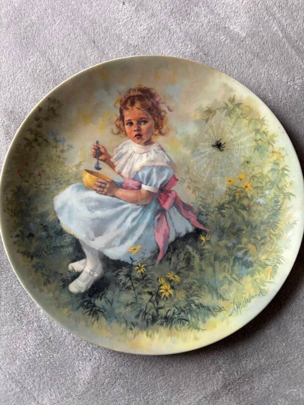 Little Miss Muffet