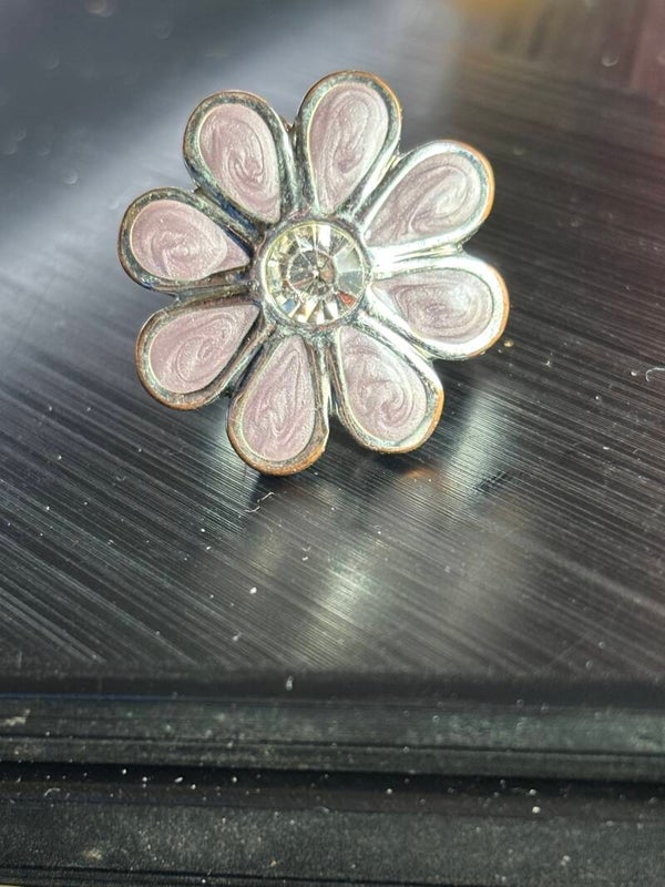 Flower Ring Coach