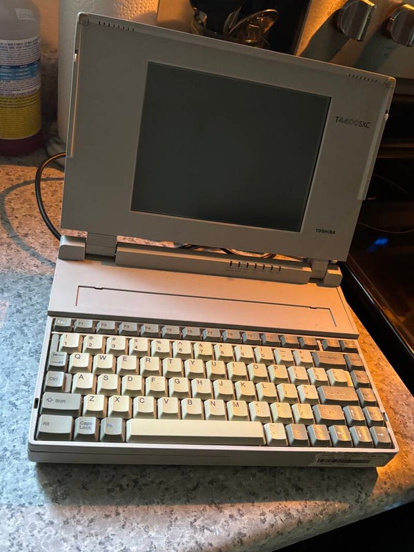 1992 LapTop Toshiba