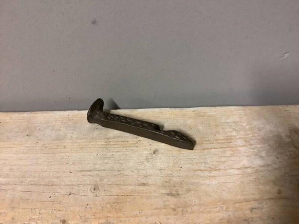 Opener nail