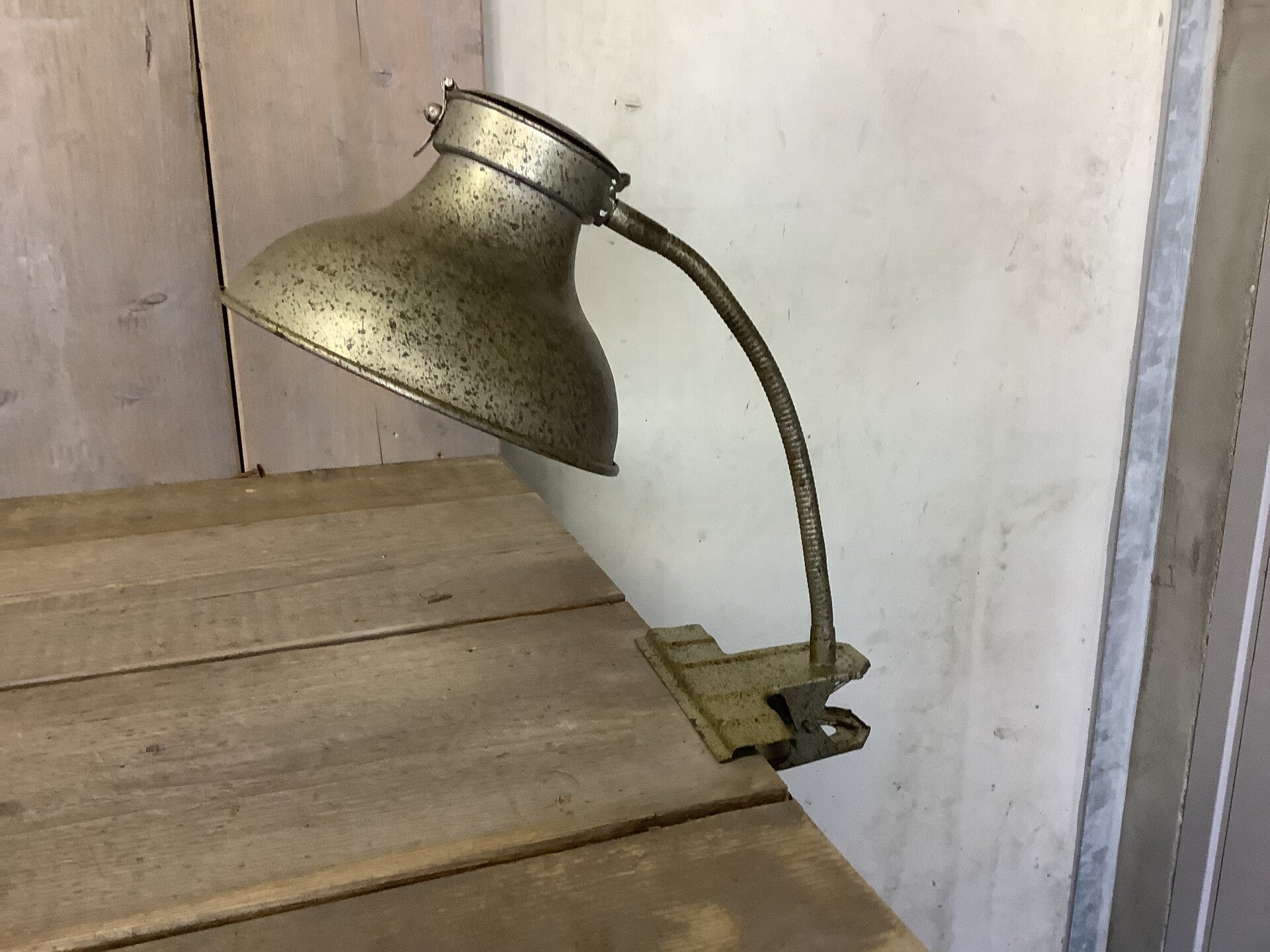 Knijp lamp op batterijen