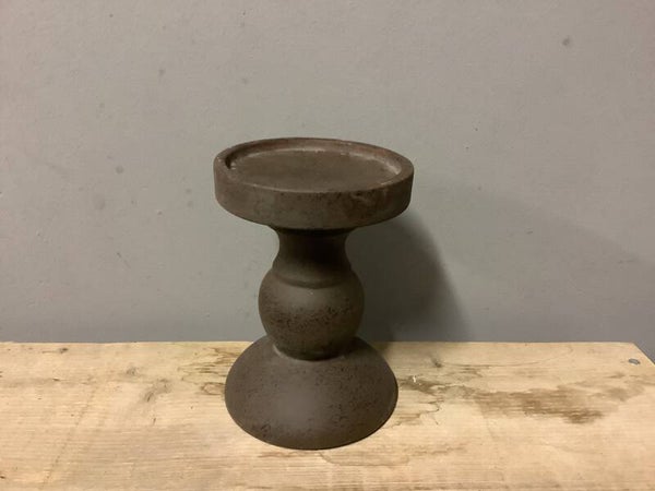 Stenen kandelaar bruin