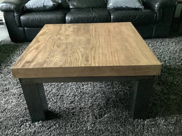 Salon tafel vierkant eiken met stoere verniswas