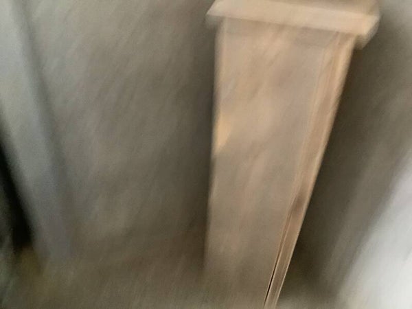 Steigerhouten pilaar