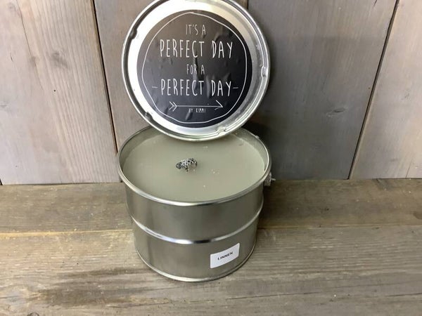 Buitenkaars in blik linnen