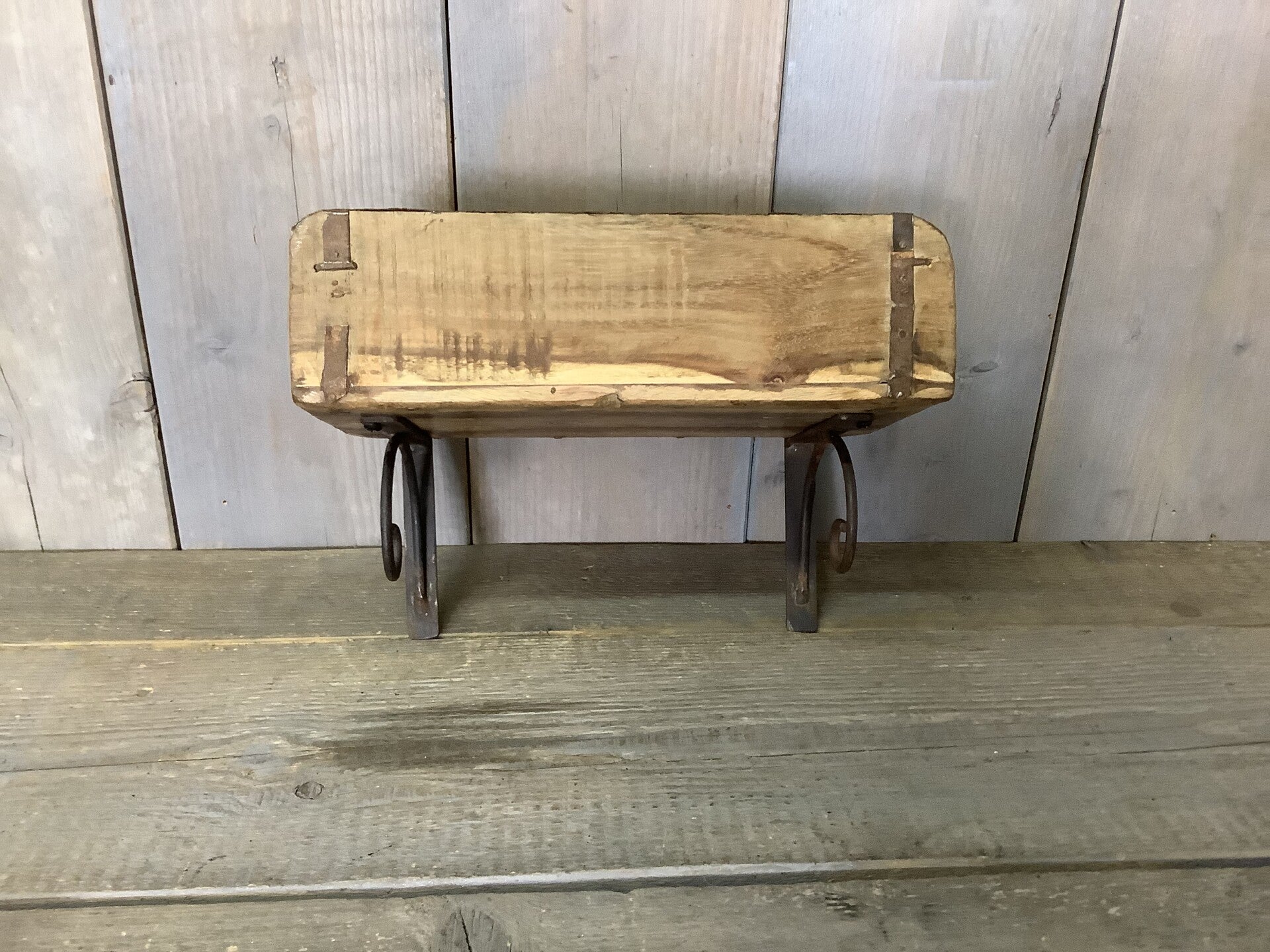 Steenmal voor aan de muur