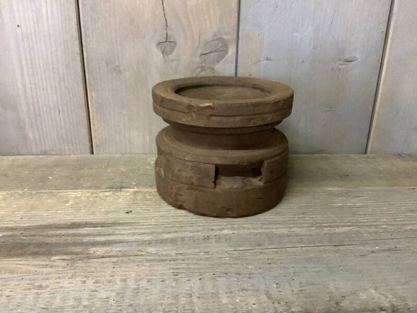 Houten kandelaar graanverdeler 1