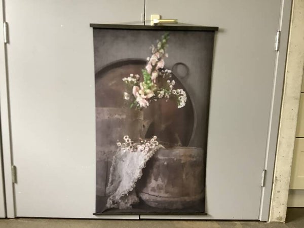 Fluwelen wanddoek roze bloemen