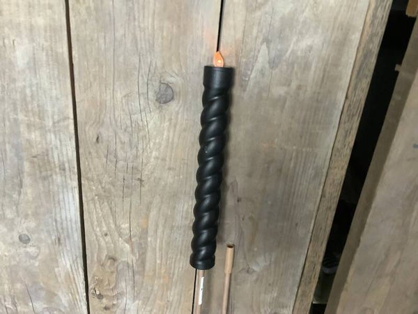 Solar fakkel gedraaid zwart