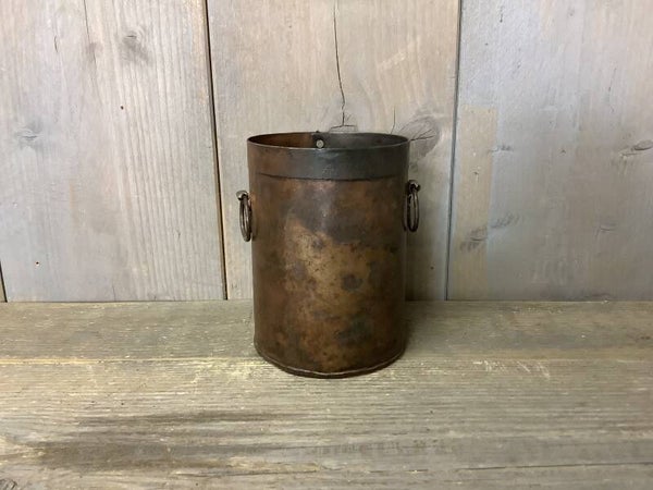 Ijzeren pot roest kleur