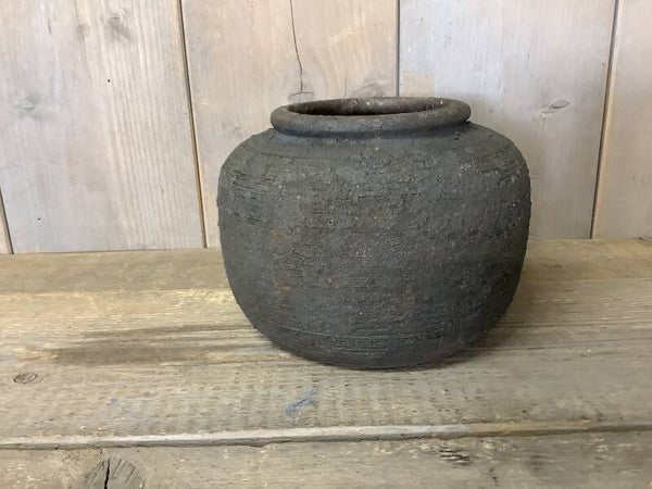 Stenen pot grijs