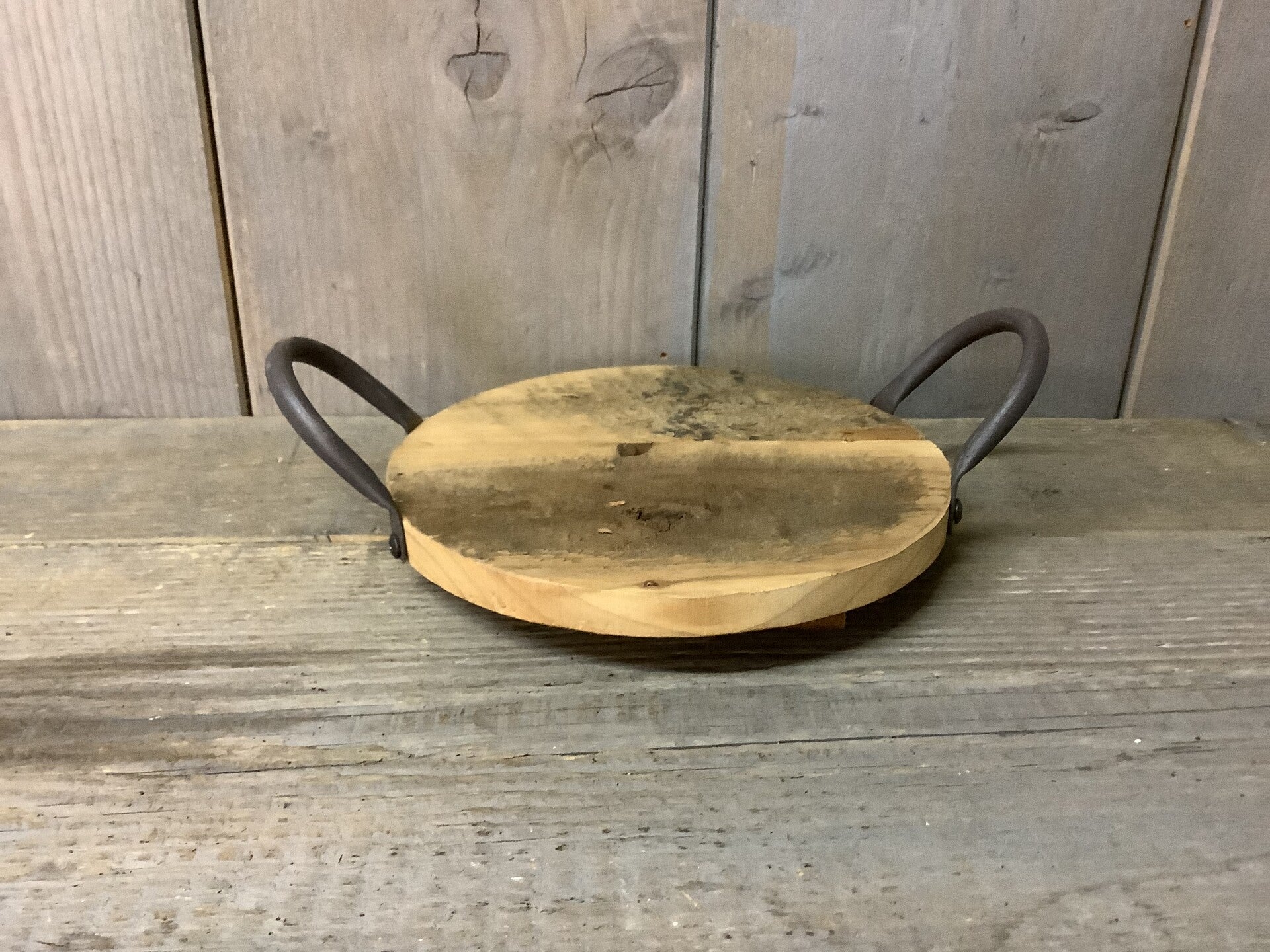 Dienblad rond met ijzeren handvaten 2