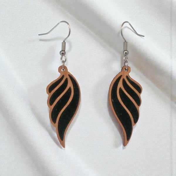 Boucles d’oreilles Éclipse Zéphyr – Feutrine verte & bois de buis