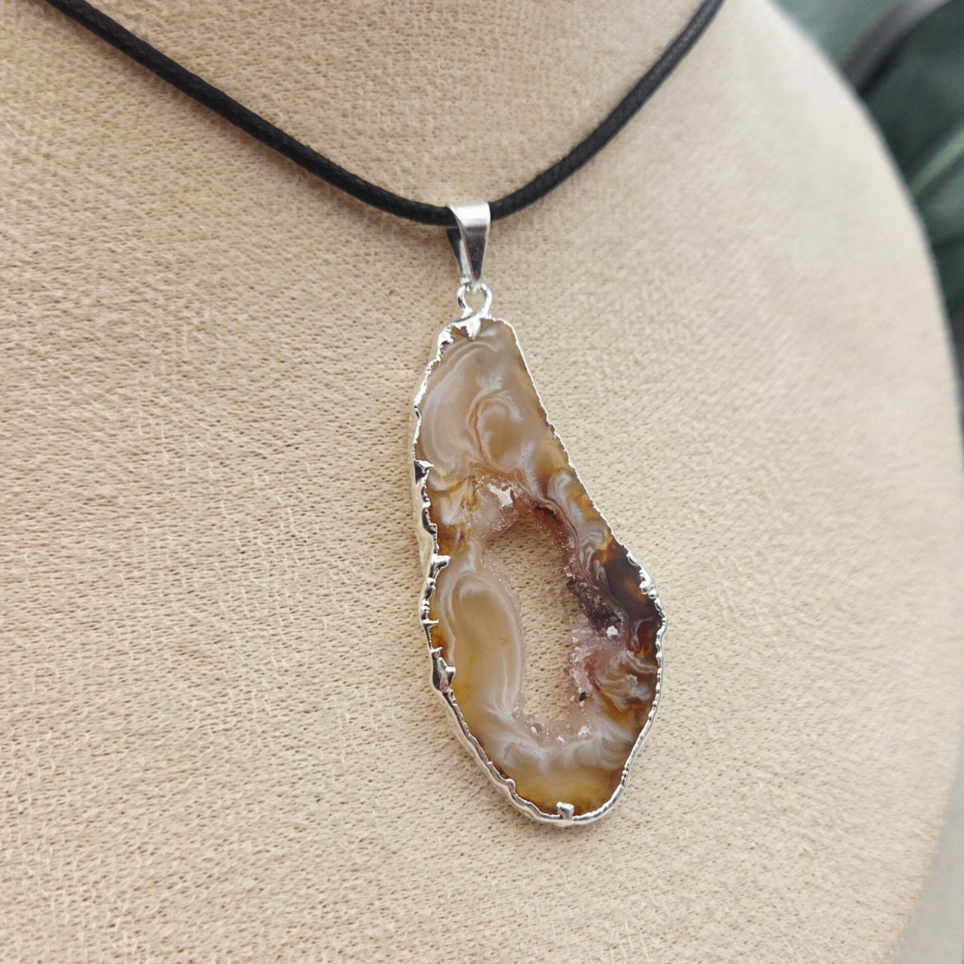 Hanger Agaat druzy 1