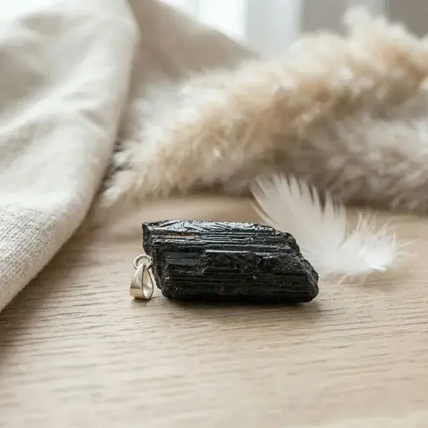 Pendentif "Force d’Ancrage" Tourmaline Noire Brute