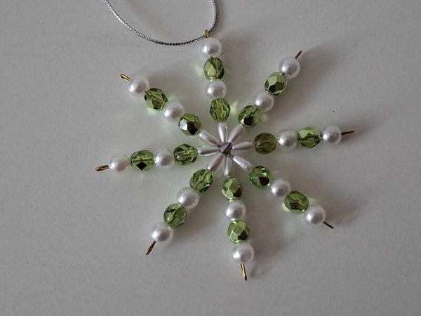 Perlenstern "grün / weiß"  cs2199