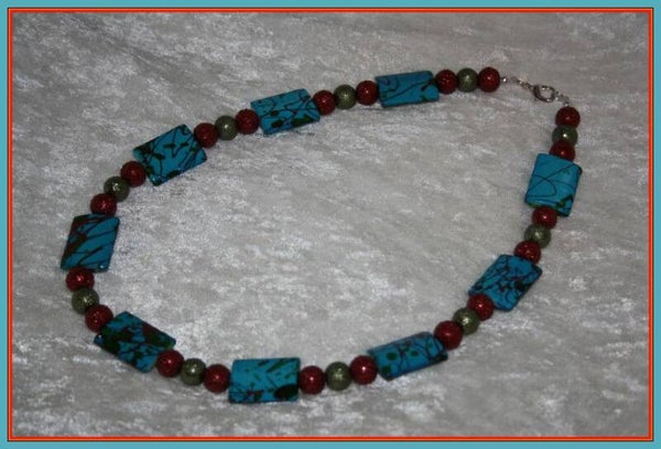 Kette "blau / rot / grün"   K34