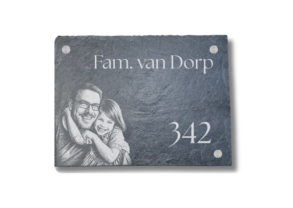 Naambord met eigen portret