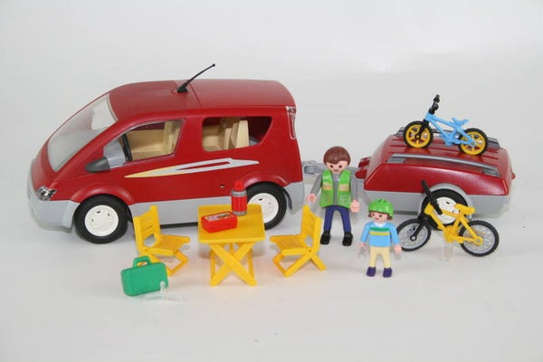 Playmobil Rode S.U.V. met aanhanger 3213
