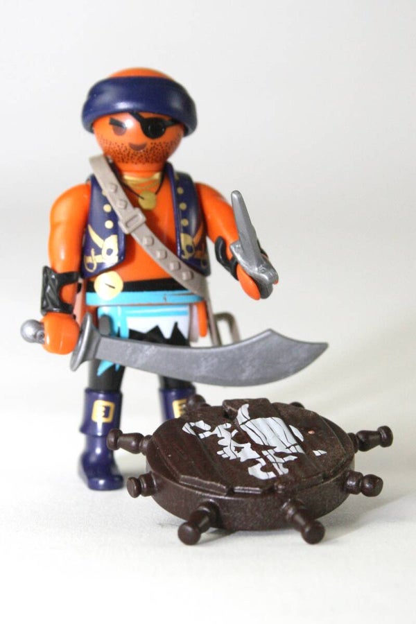 Playmobil Piraat met schild 9075