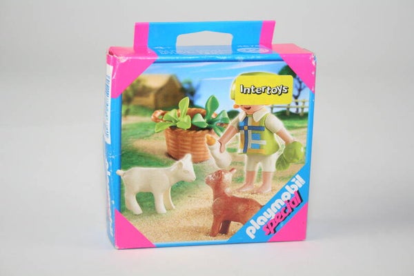 Playmobil Meisje met geitjes 4674