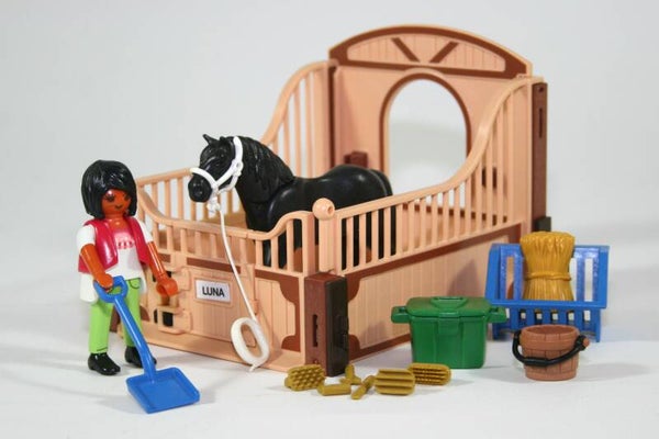 Playmobil Fries paard met stal 5519