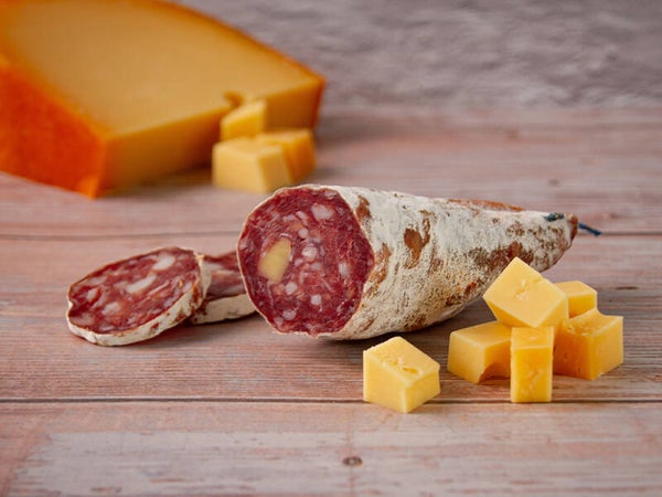 Franse droge worst oude kaas