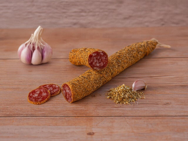 Spaanse Fuet omhuld met knoflook