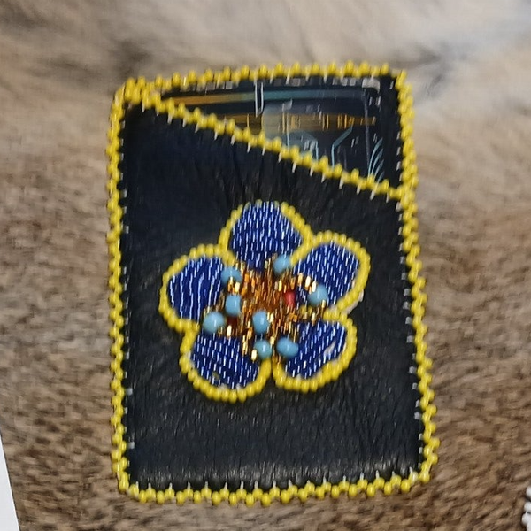 Business Card Holder Raised Beading Flower