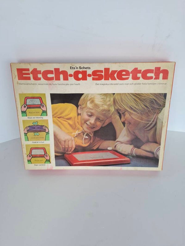 2#3176 Ets en schets, etch a sketch