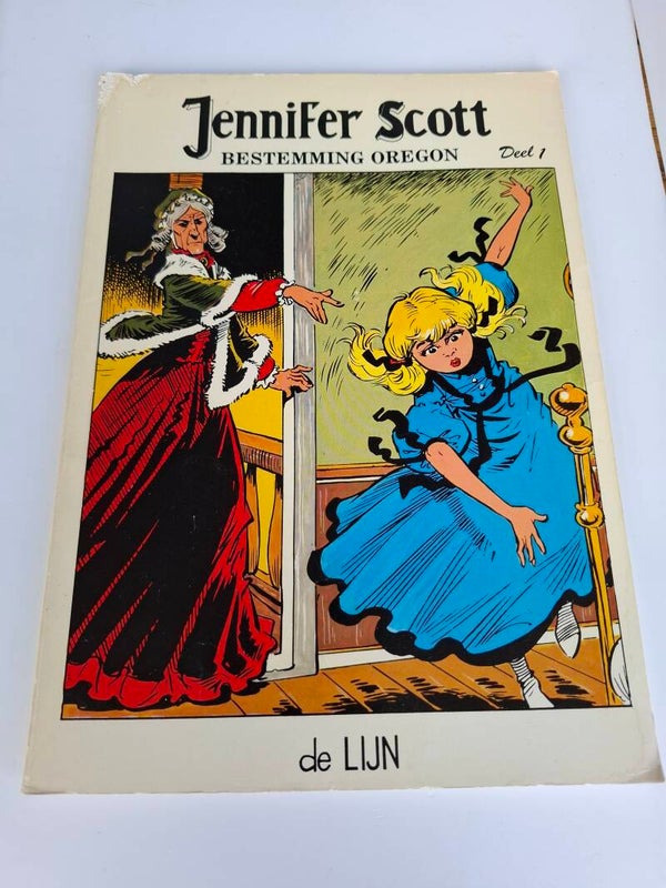 8#3200 Comic Jennifer Scott 4 stuks