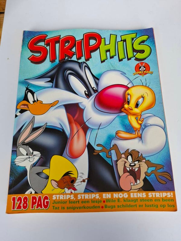 8#3202 Comic Striphits