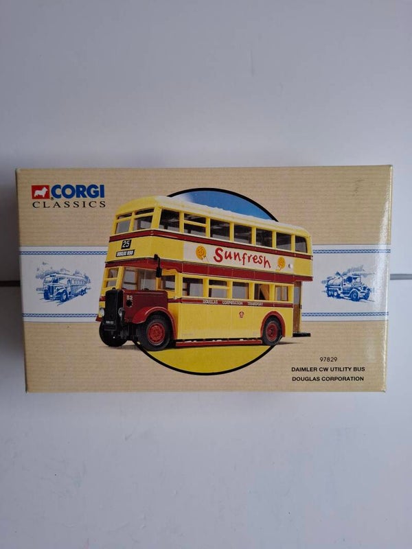 5#2956 Corgi Bus