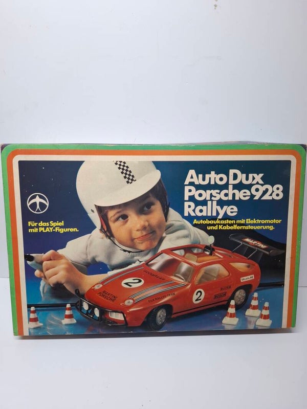 5#2978 Porsche 928, Auto Dux