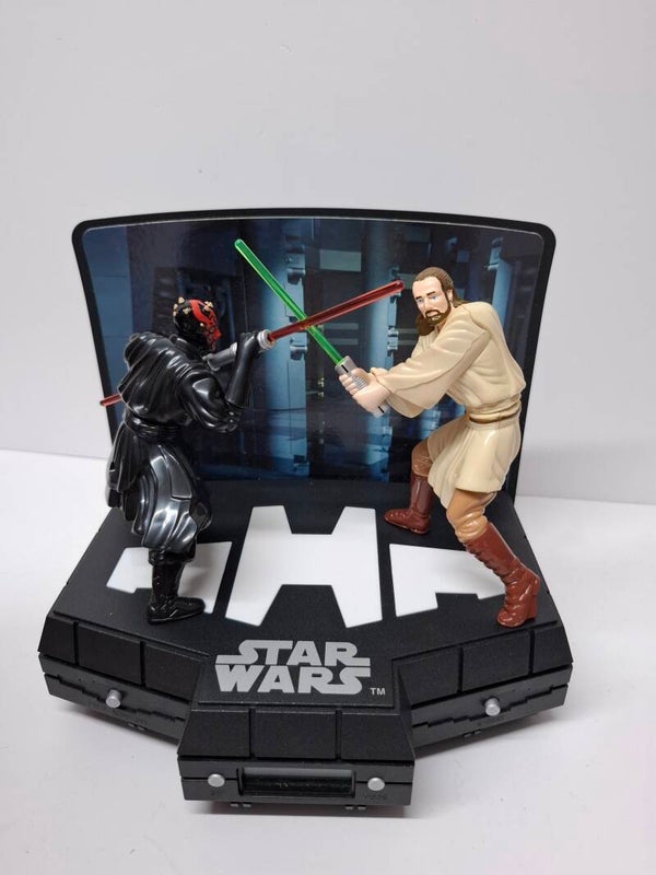 9#3031 Star Wars klok, lightsabre battle