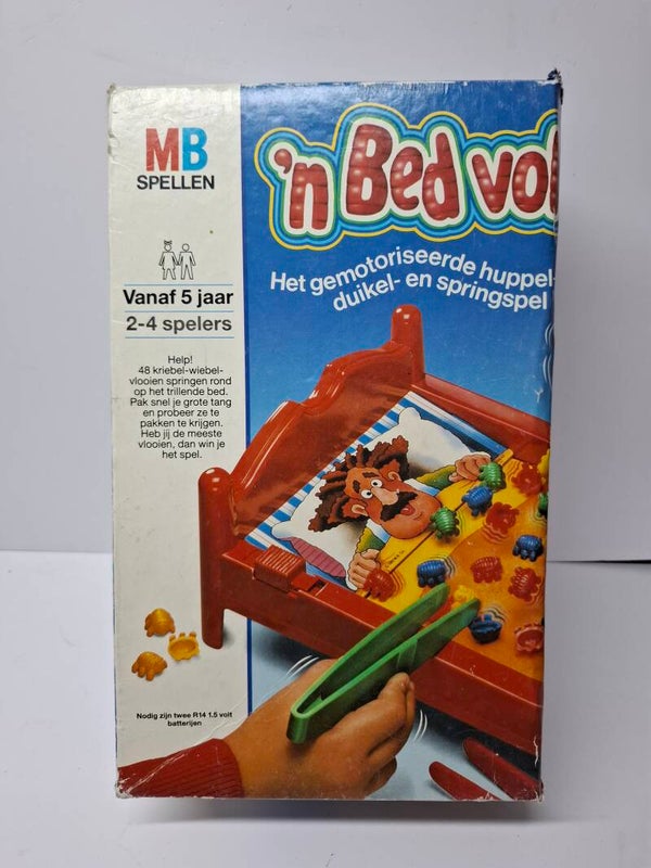 3040 Spel een Bed vol met vlooien