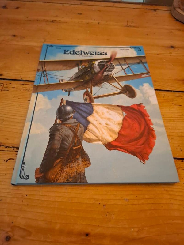 8#3106, Comic, Edelweis hardcover
