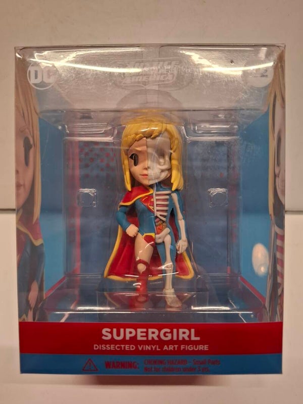 3#DN154 Supergirl Vinyl art figure, action