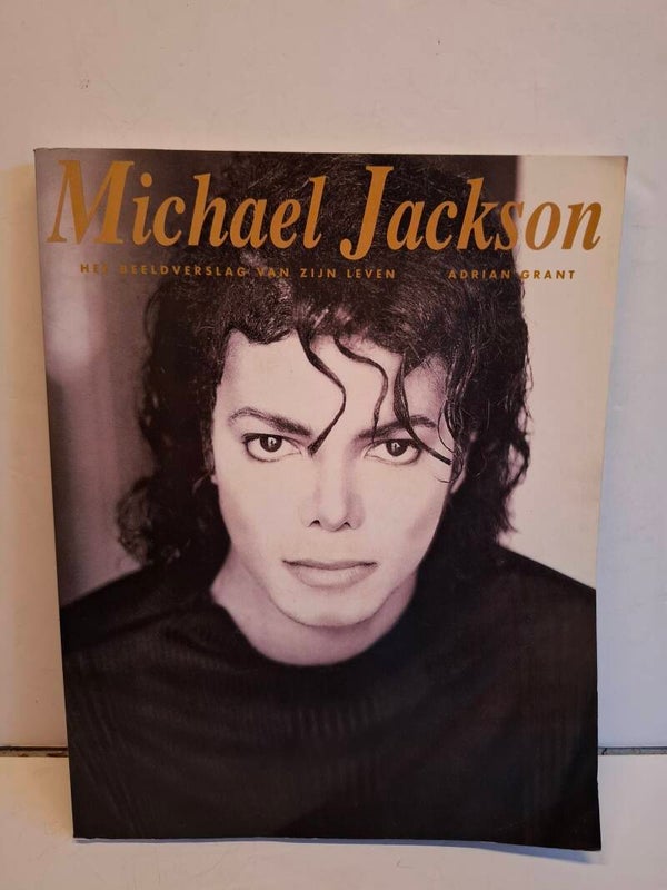 3912 Boek Michael Jackson