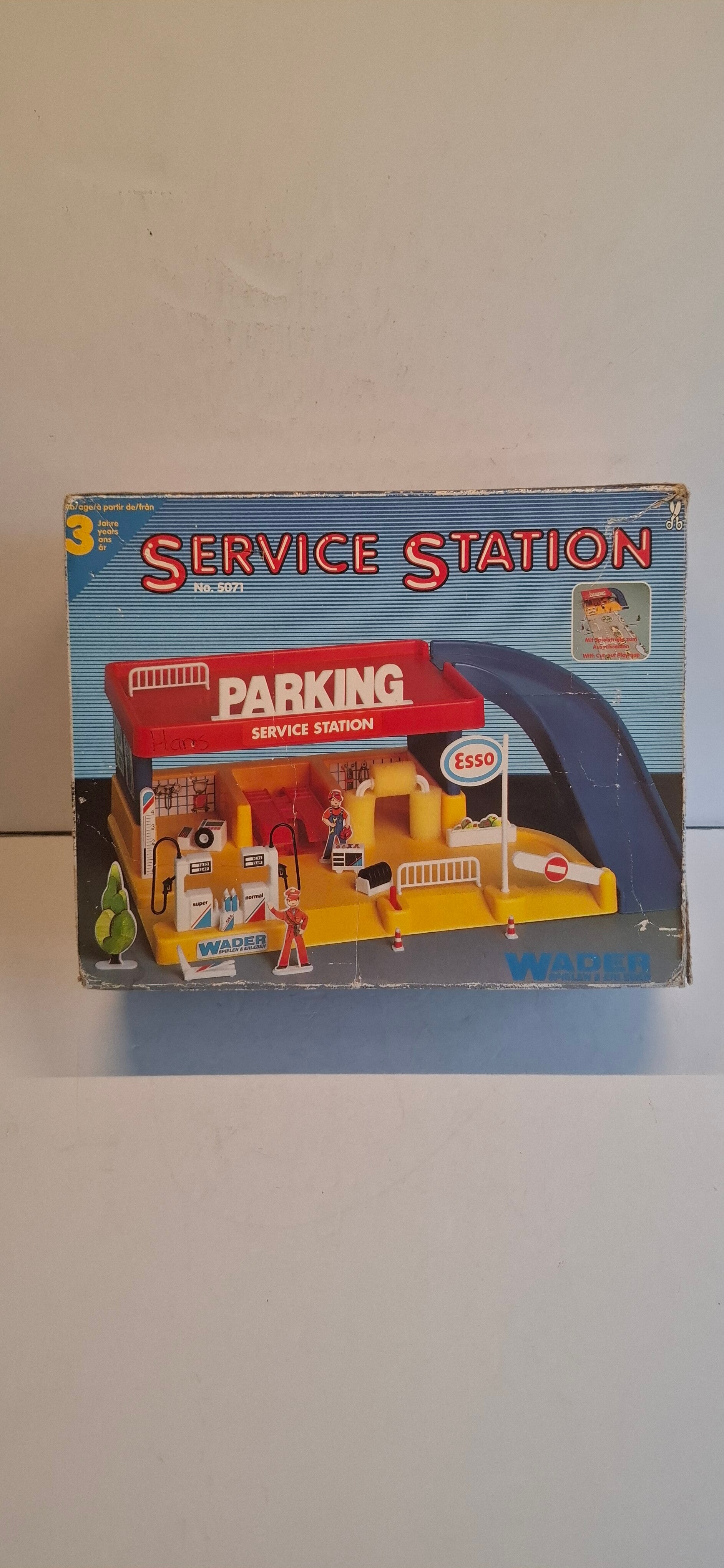 2#4001 Service station, garage Wader