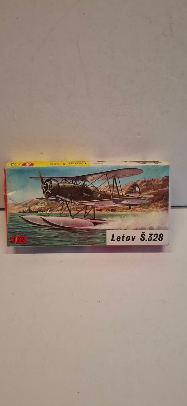 7#4007 bouwdoos vliegtuig letov S328