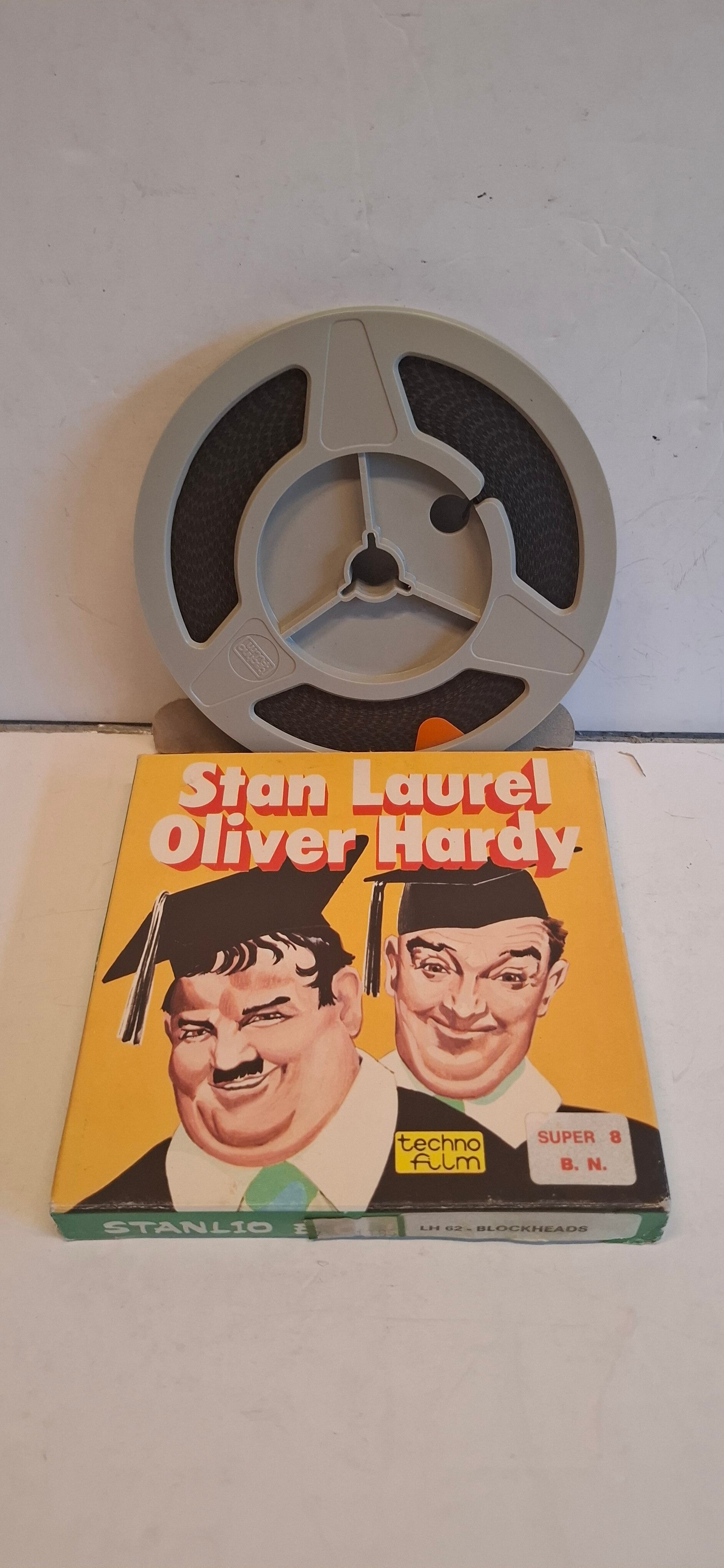 2#4080 8mm film Laurel en Hardy