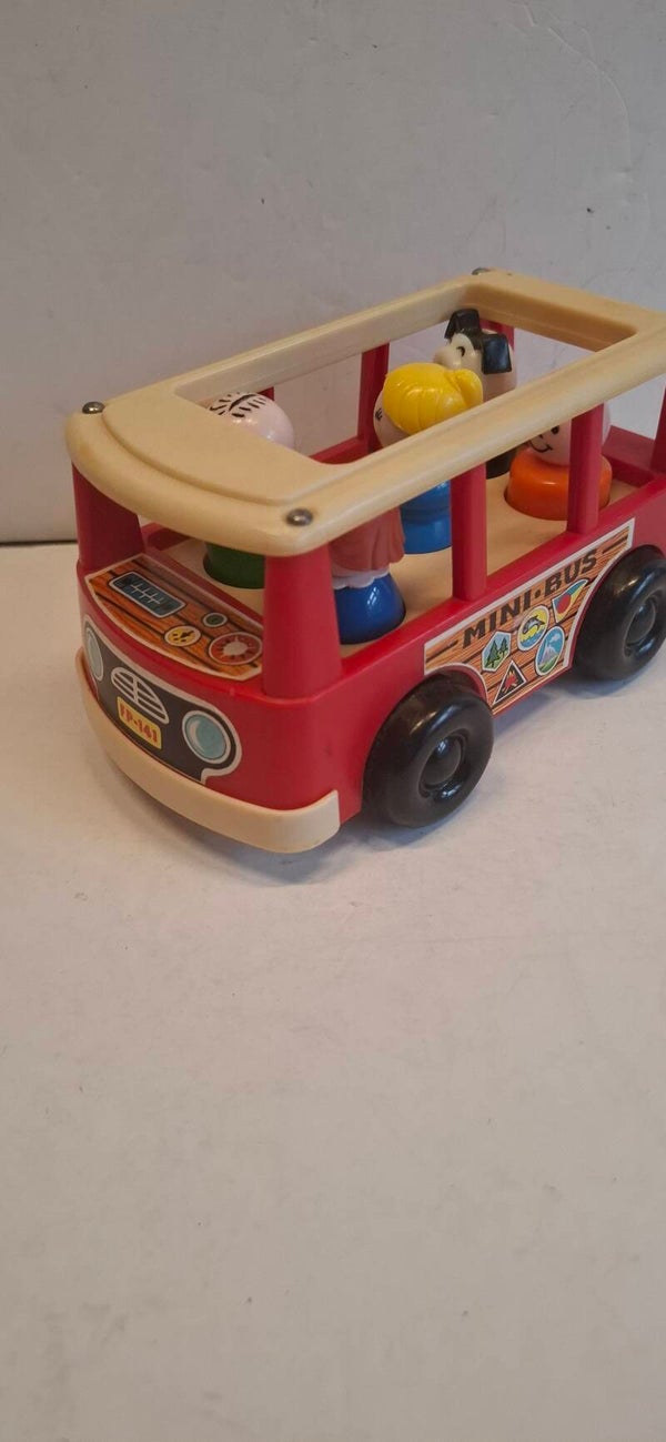 2#4099 Fisher Price mini bus, little people