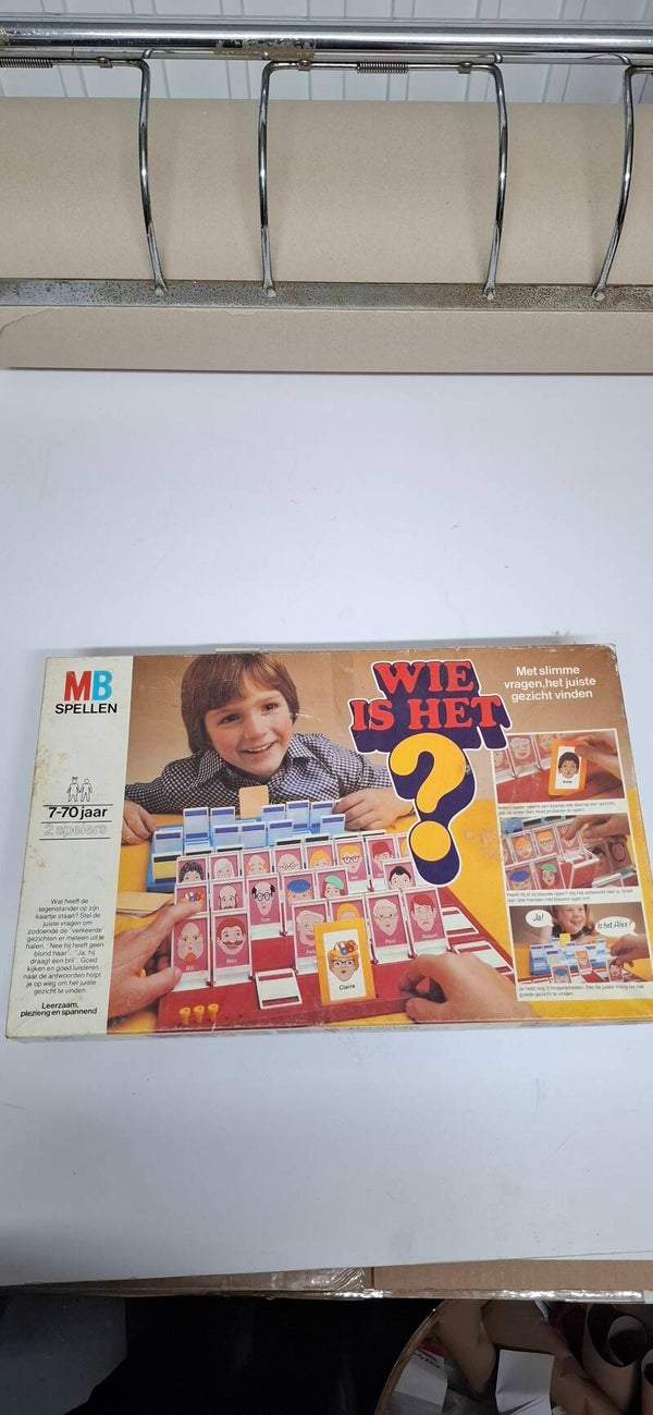 4162 Bordspel wie is het MB