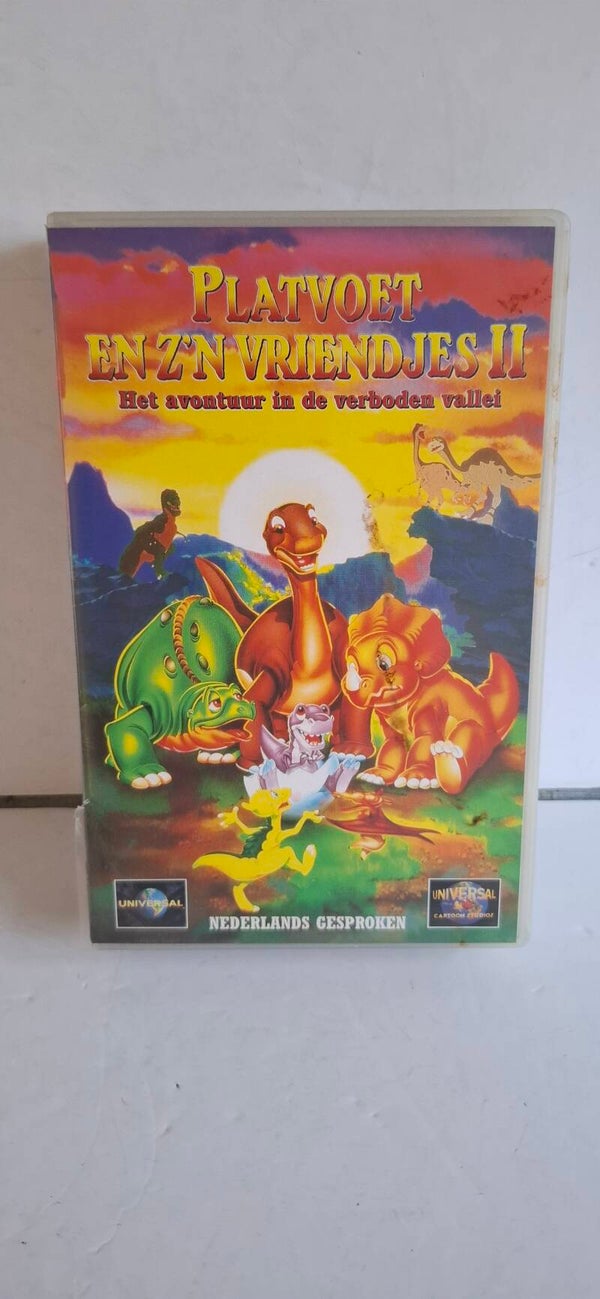 4174 VHS Platvoet en zijn vriendjes 2