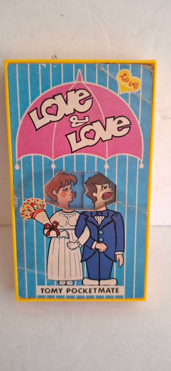 2#4412 Tomy Pocketmate, Love & Love