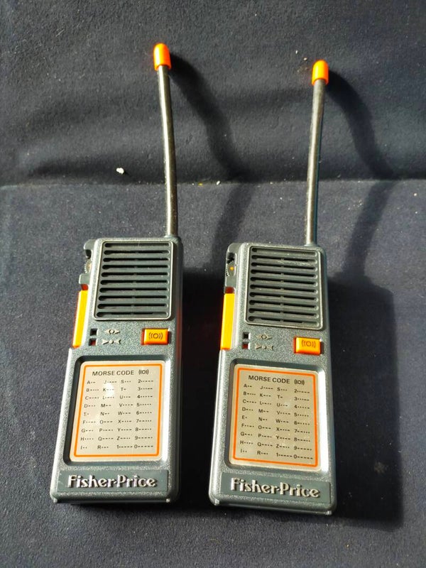 2#RV68 Fisher Price walkie talkies
