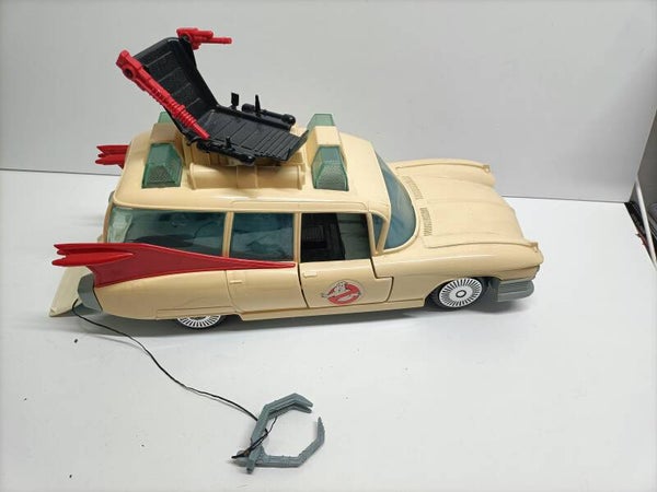 GB23-1 Vintage The real Ghostbusters Ecto 1 Kenner