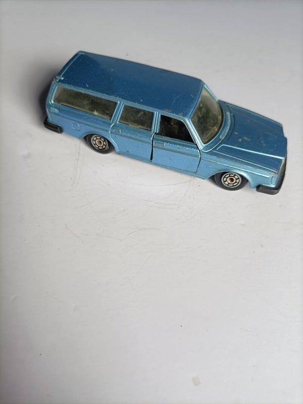 5#2250 Volvo 264 Norev