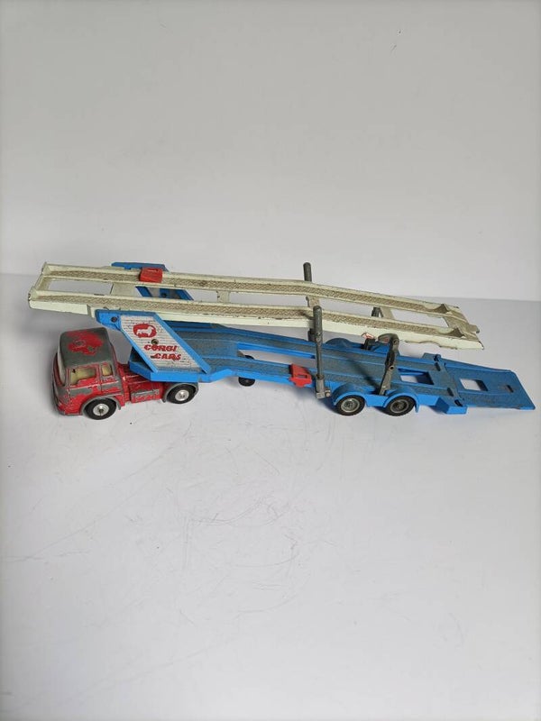 5#2320 Corgi autotransporter